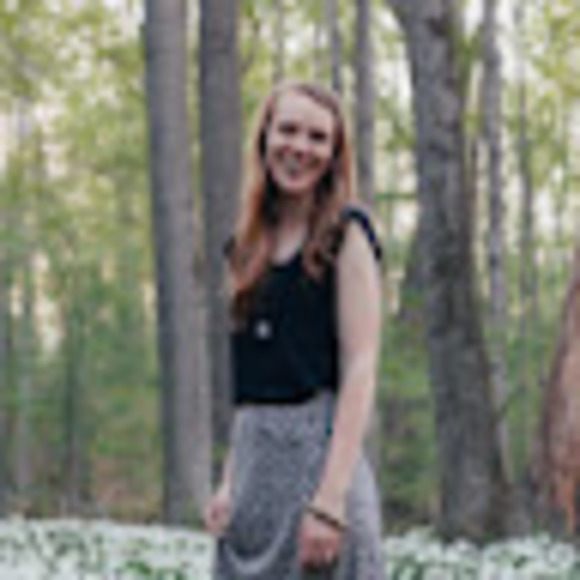 Meet your Posher, Janelle - Picture 1 of 1